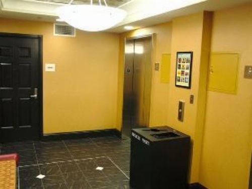 Club 36 Resort by ResortShare image 3